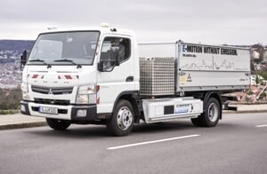 Mitsubishi-Fuso-Canter-image1